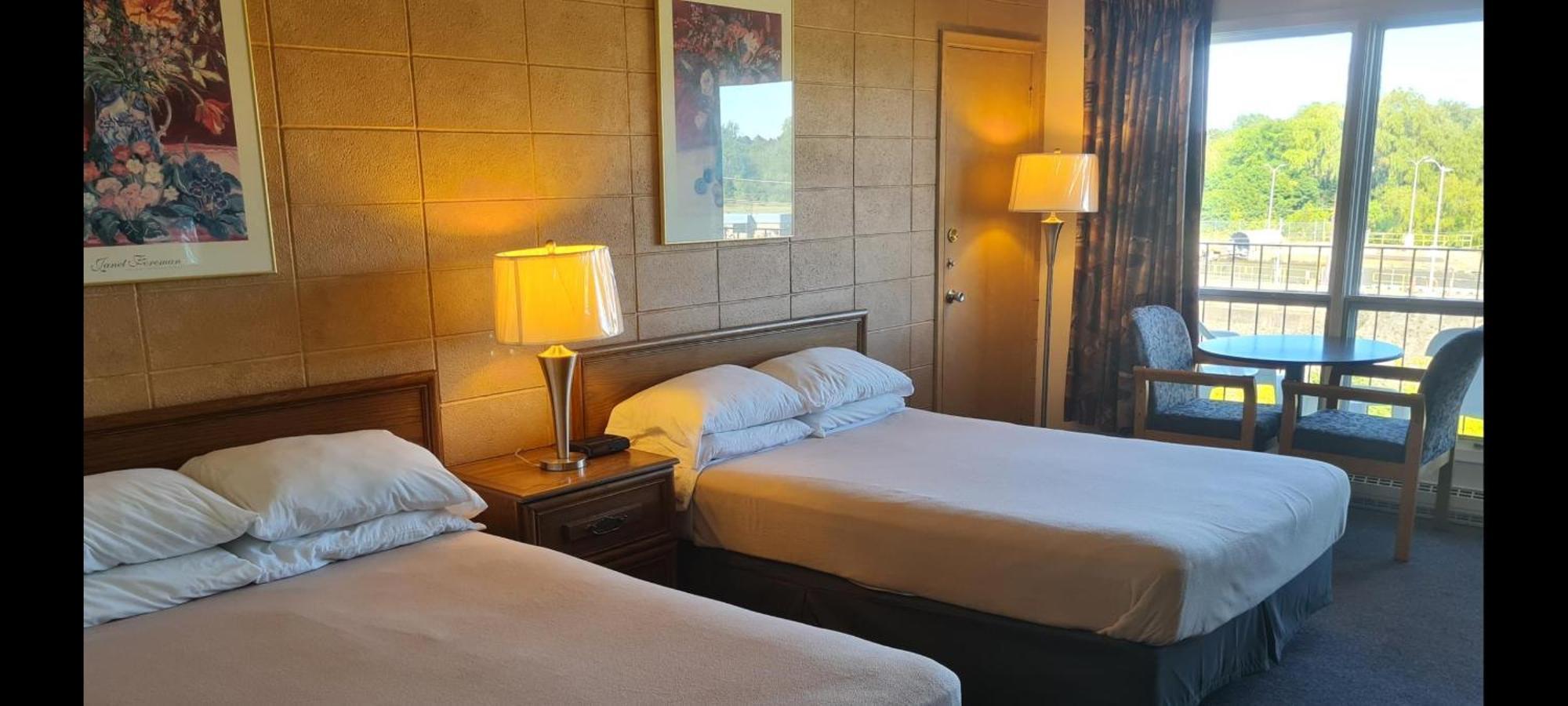 The Inn At Lock Seven Thorold Екстер'єр фото